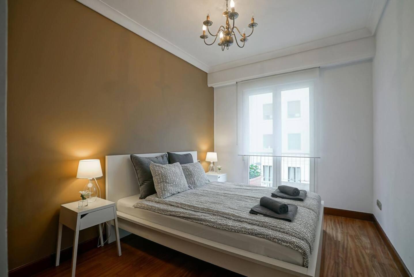 Amplio Apartamento En Gros Con Parking Privado San Sebastian Buitenkant foto