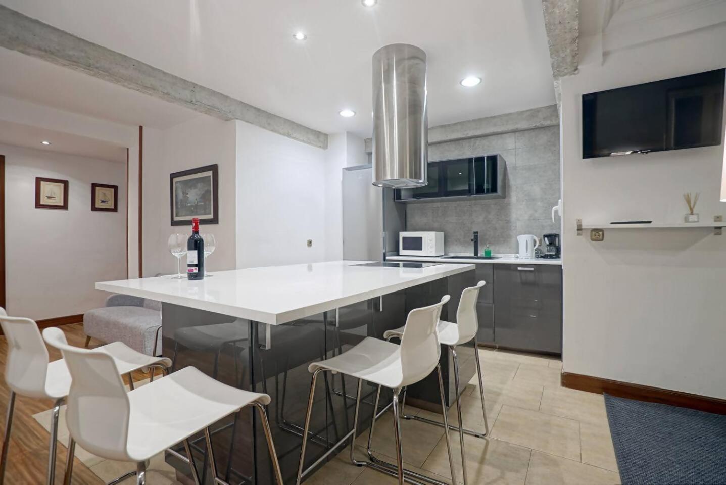 Amplio Apartamento En Gros Con Parking Privado San Sebastian Buitenkant foto